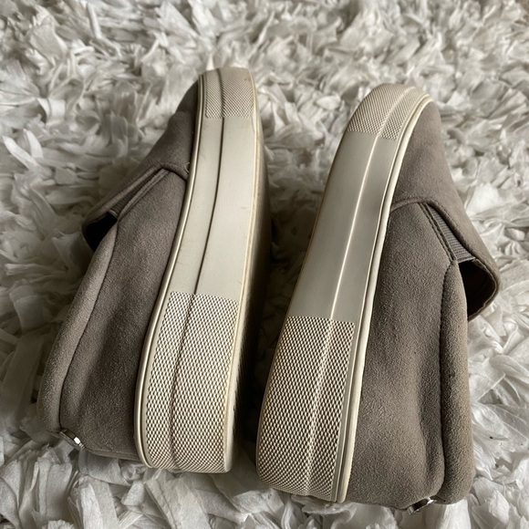 Steve Madden light gray suede slip on sneakers size 6 - Picture 8 of 11